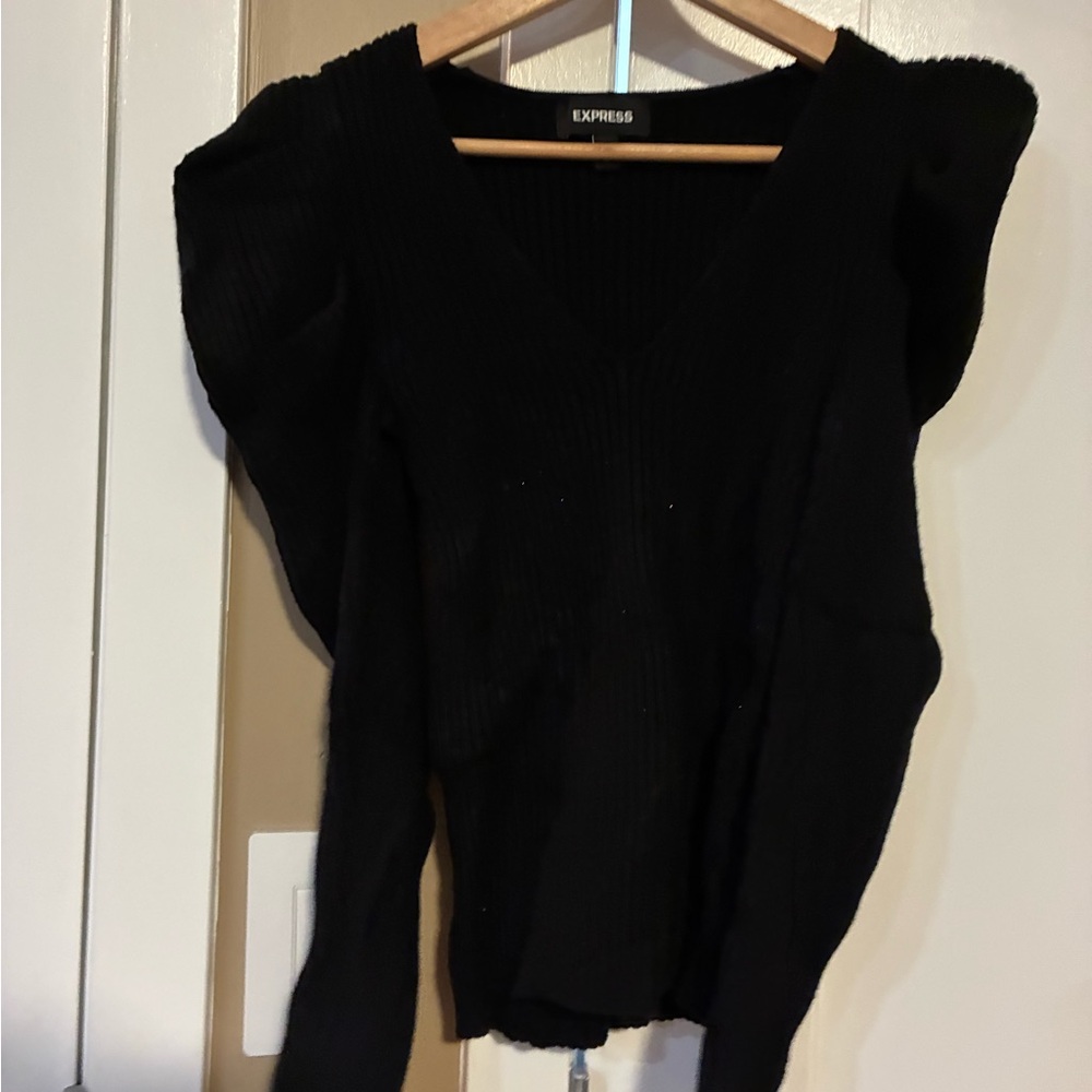 Express Women's Black V-Neck Sweater